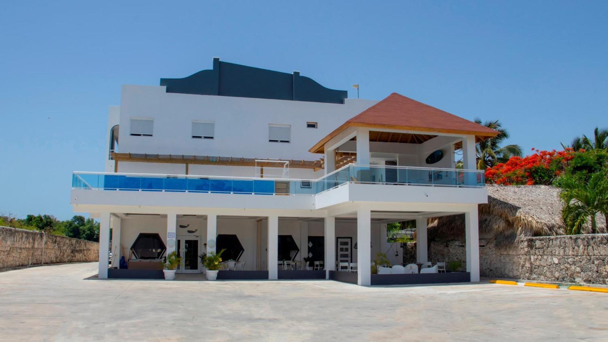פונטה קאנה Hotel Capriccio Mare Y Restaurante מראה חיצוני תמונה